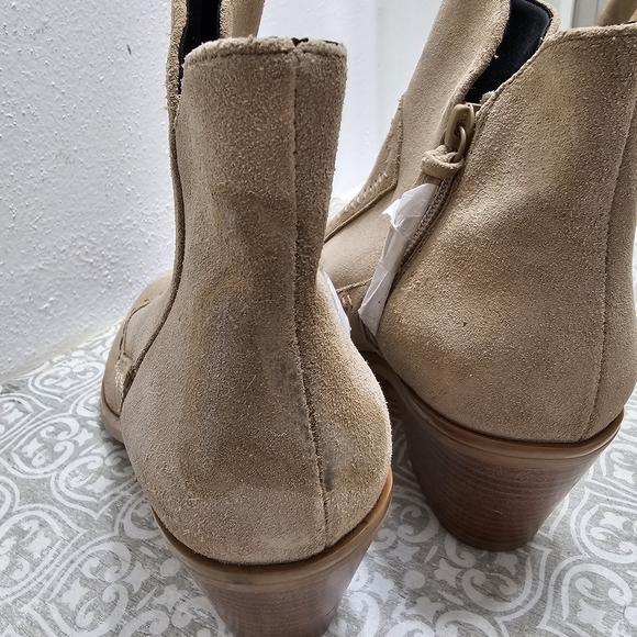 NWOB Rebecca Minkoff Lulu Bootie with defect - Picture 11 of 12